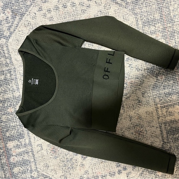 Women's Green Ribbed Top - Picture 1 of 3